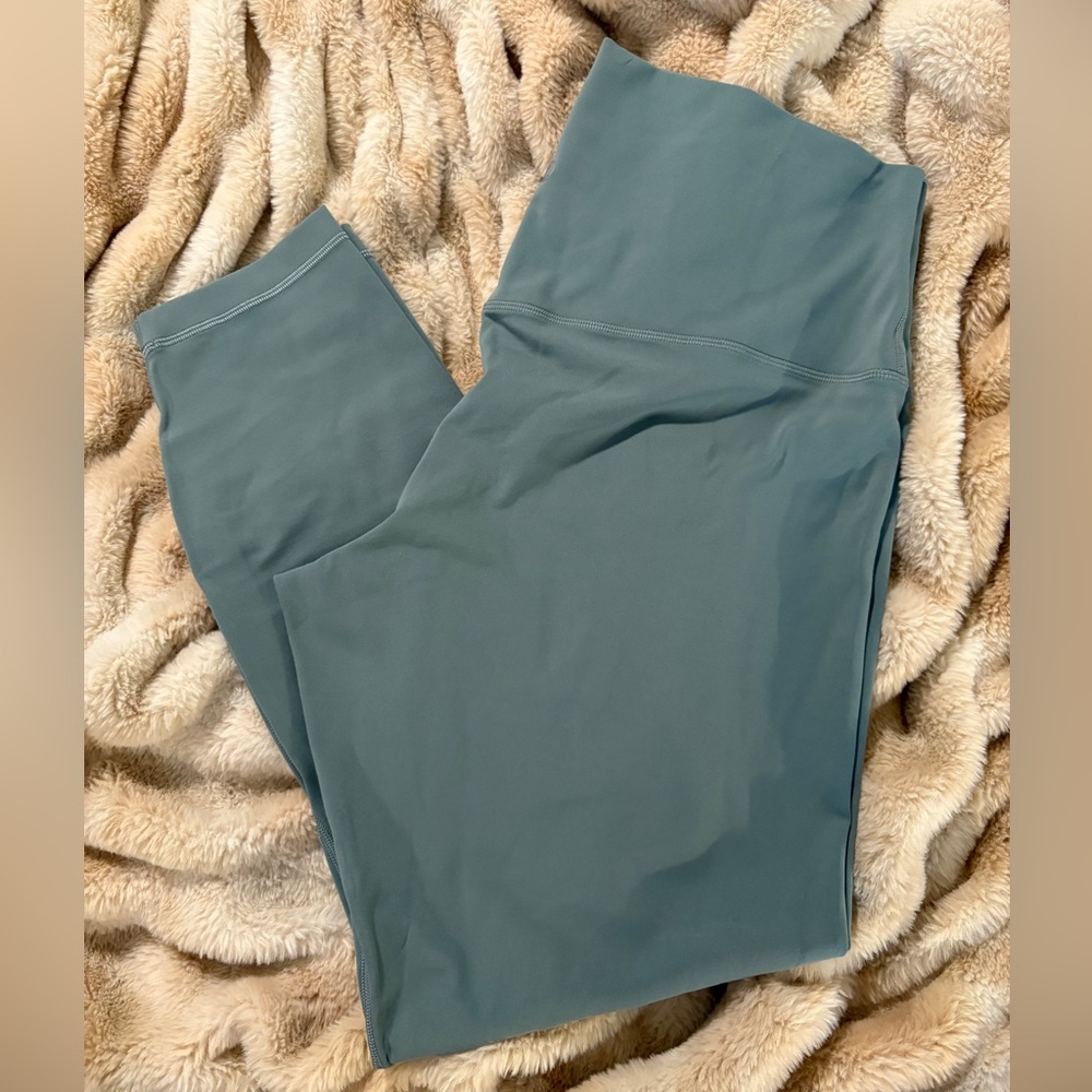 NWOT - Lululemon Align High-Rise Leggings - 25”